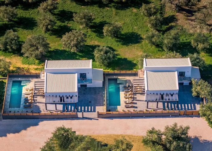 Kozakos Villas With Private Swimming Pools